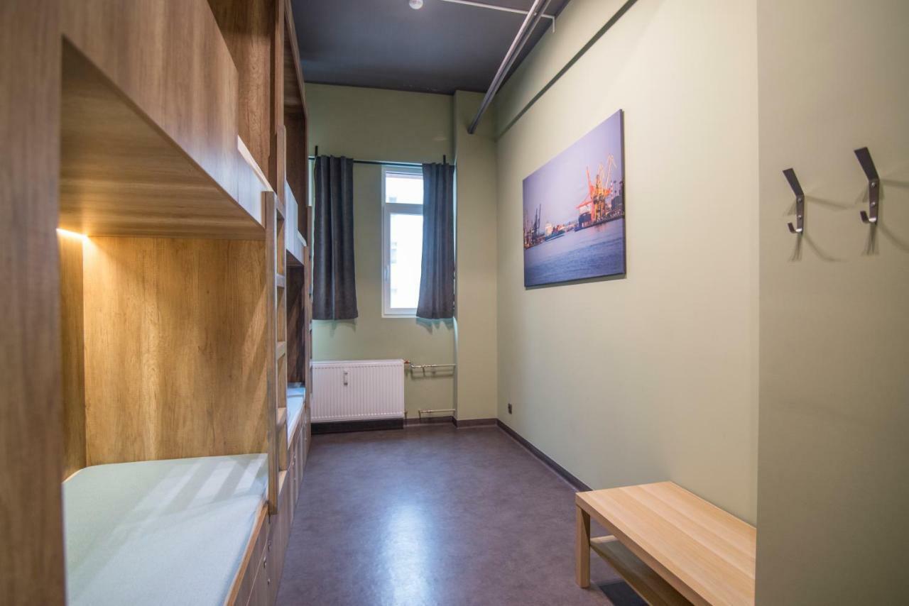 110hostel Hostel *